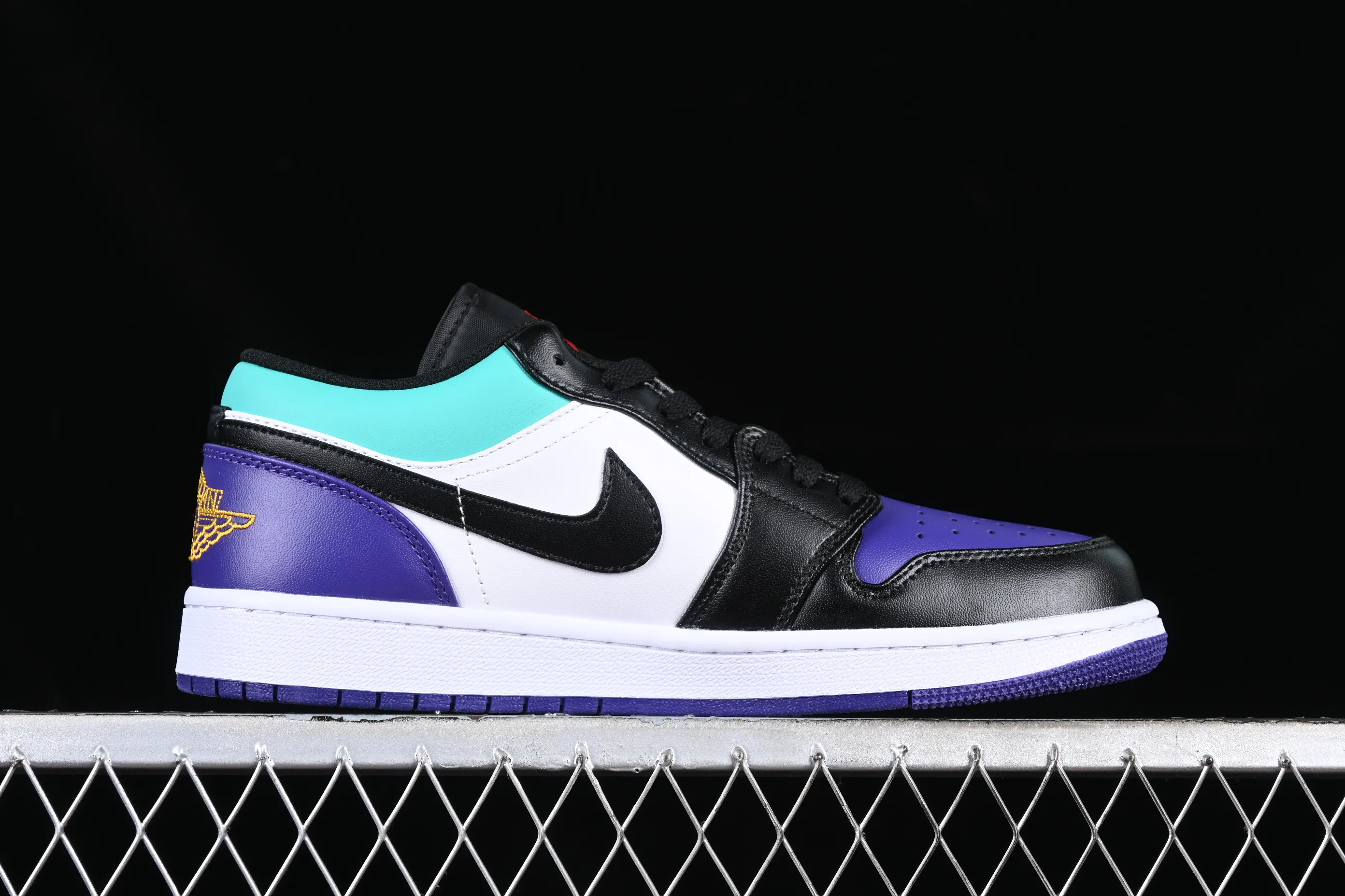 All categories Air Jordan Jordan series basketball shoes Air Jordan 1 Low Z version Air Jordan 1 Low AJ1 Joe 1 color matching cultural low-top casual sneakers 553558-154